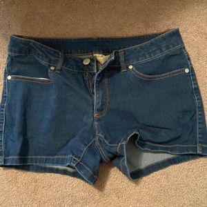 Denim jean shorts